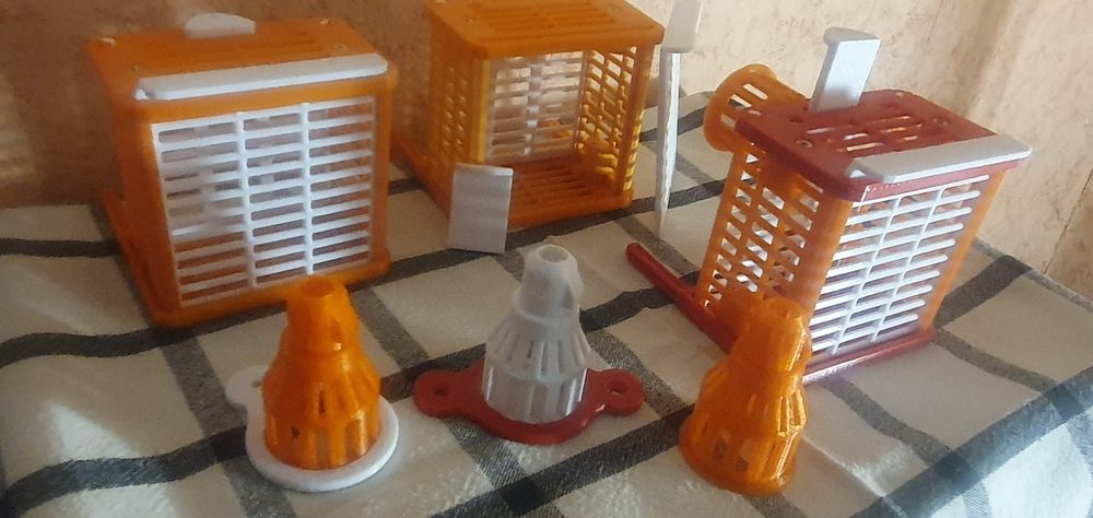 Трутневловлювач уловитель роя  пчёлы..