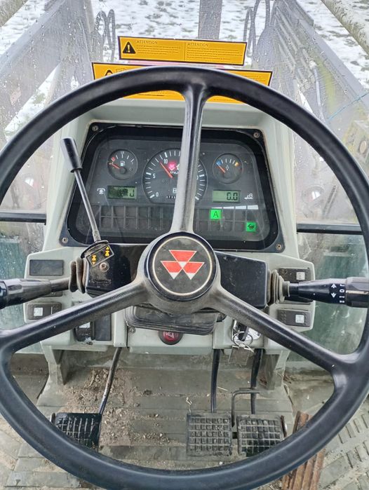 Ciągnik Massey Ferguson 6150