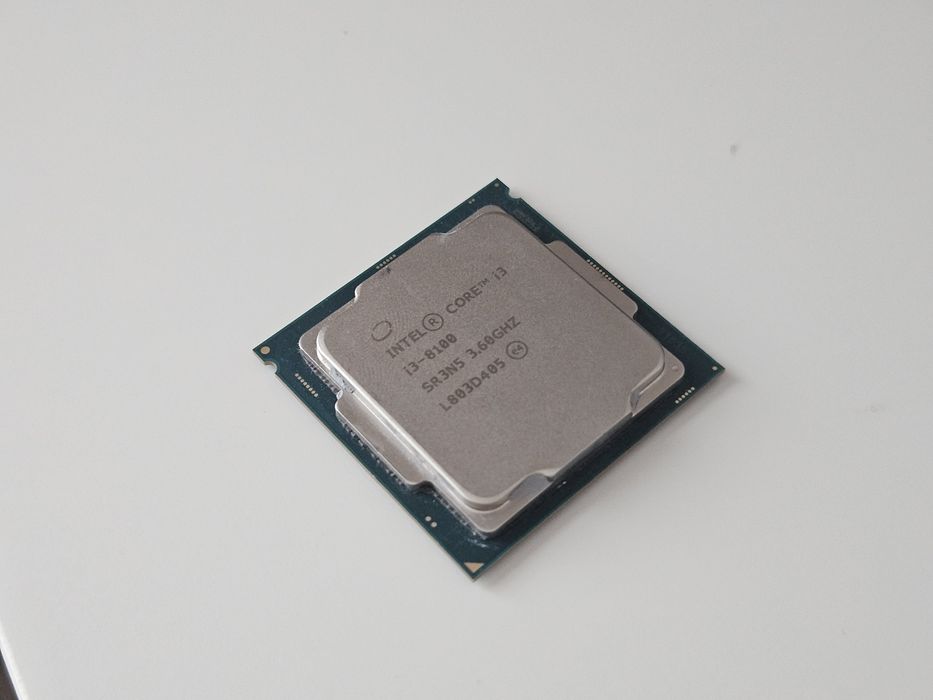 Intel core i3 8100