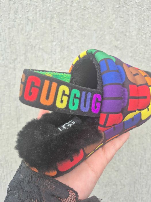Дитяче взуття UGG 32,5 розмір