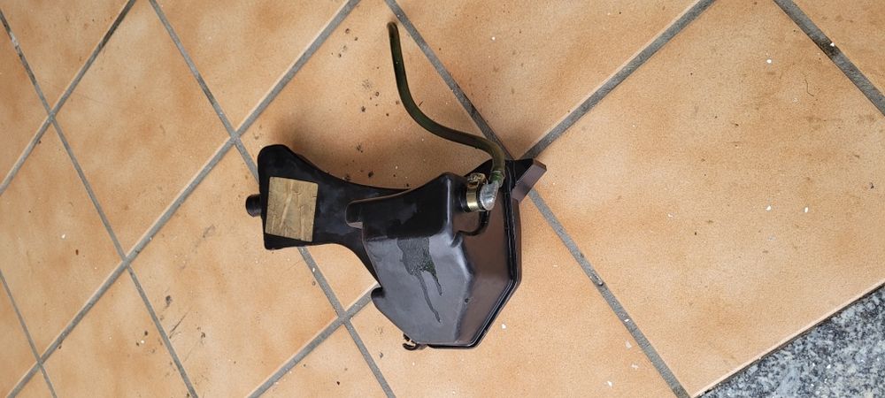 Depósito Óleo Piaggio Vespa Cosa 200
