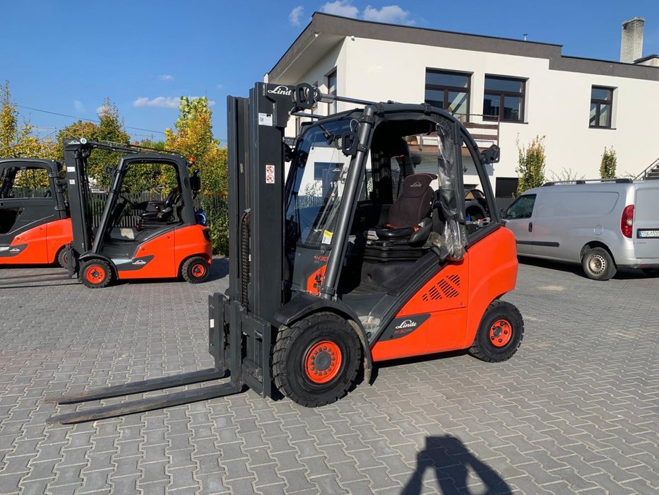 Wózek widłowy Linde H30T-02, TRIPLEX 4.80, rok budowy 12/2019, przebieg 3753 h