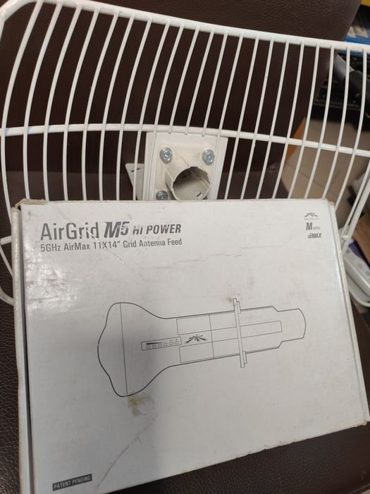 Ubiquiti AirGrid M5 HiPower Antena