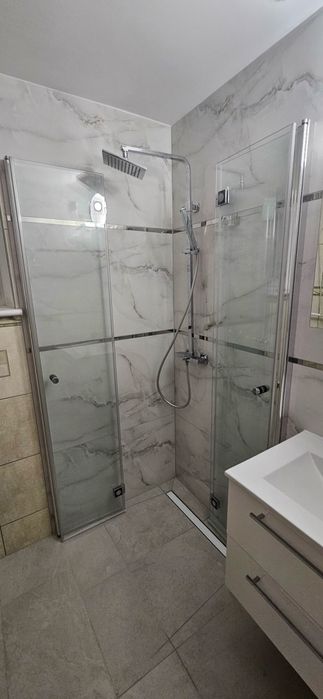 Wykonczenia i remonty.