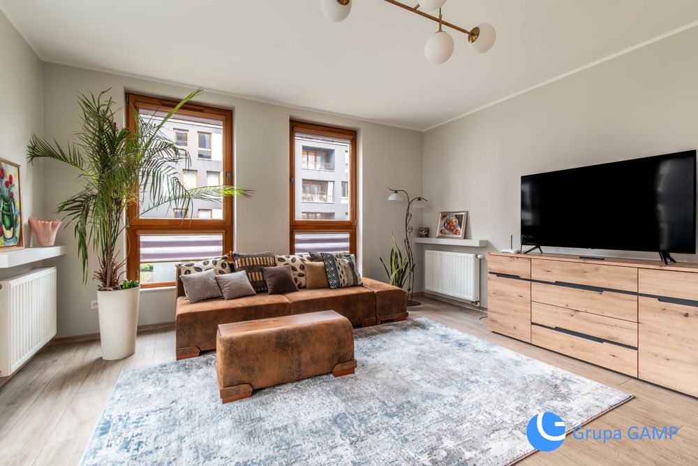 Zabłocie*Pasaż Podgórski*3-pok z oddzielną kuchnia