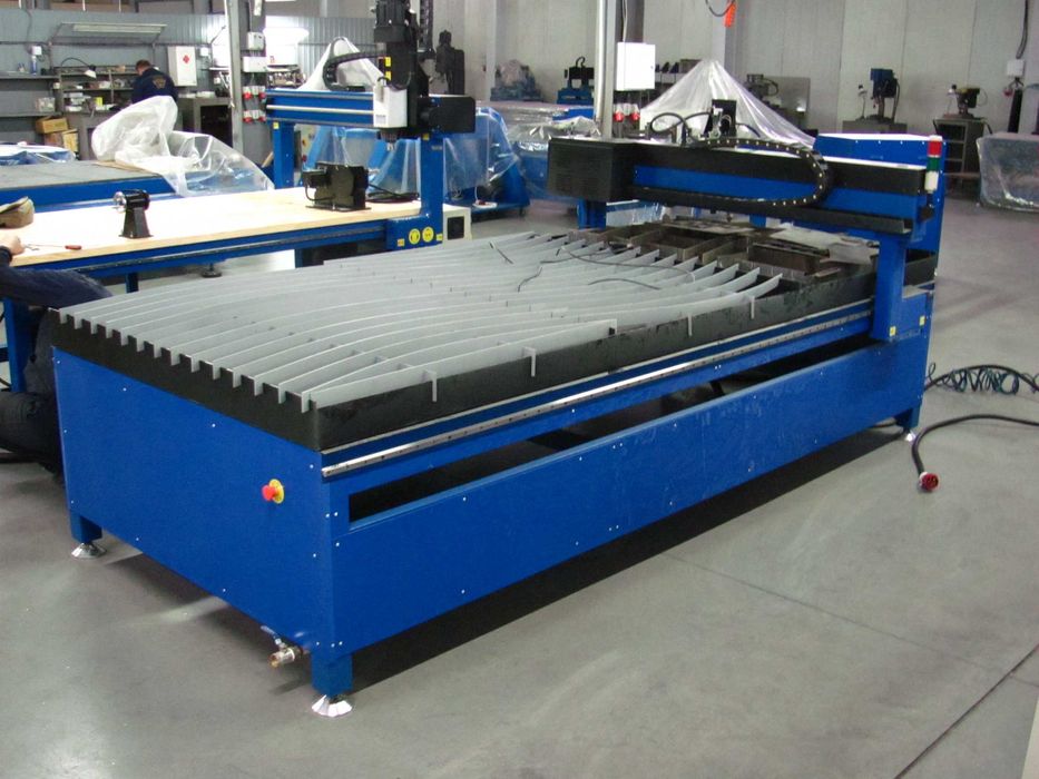 Машина металорізальна плазмової різки з ЧПУ АртПлазма 3015