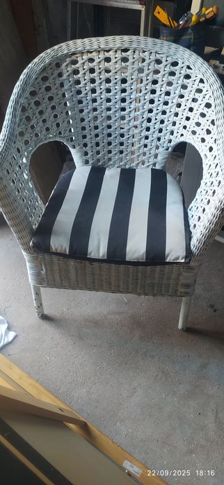 Poltrona em vime do IKEA