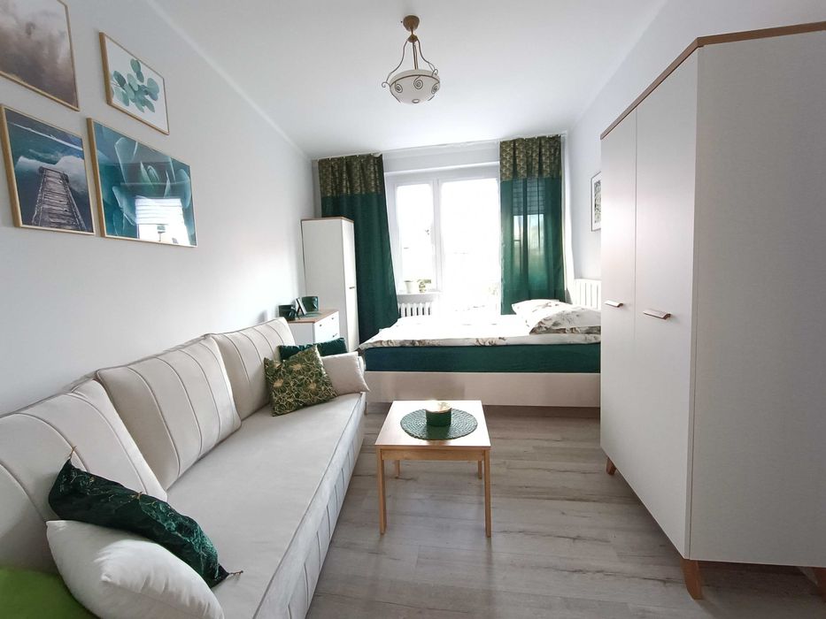 Centrum ul. Opolska  - apartament z balkonem, 2 sypialnie  1-6 osób