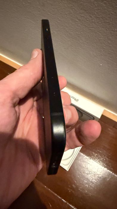 iPhone 15 - 256GB - com garantia