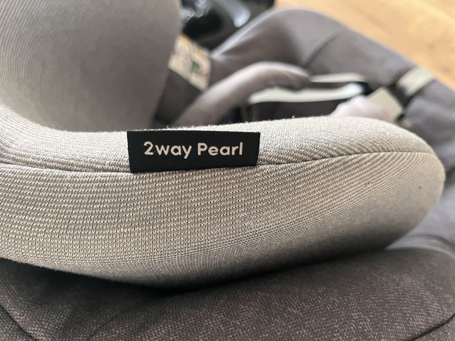 Fotelik Maxi Cosi 2way Pearl 9-18 kg+Baza 2wayFix 0-18 kg Isofix