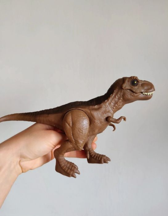 Figurka dinozaur Tyranozaur T- Rex tirex otwiera paszczę ryczy dźwięk