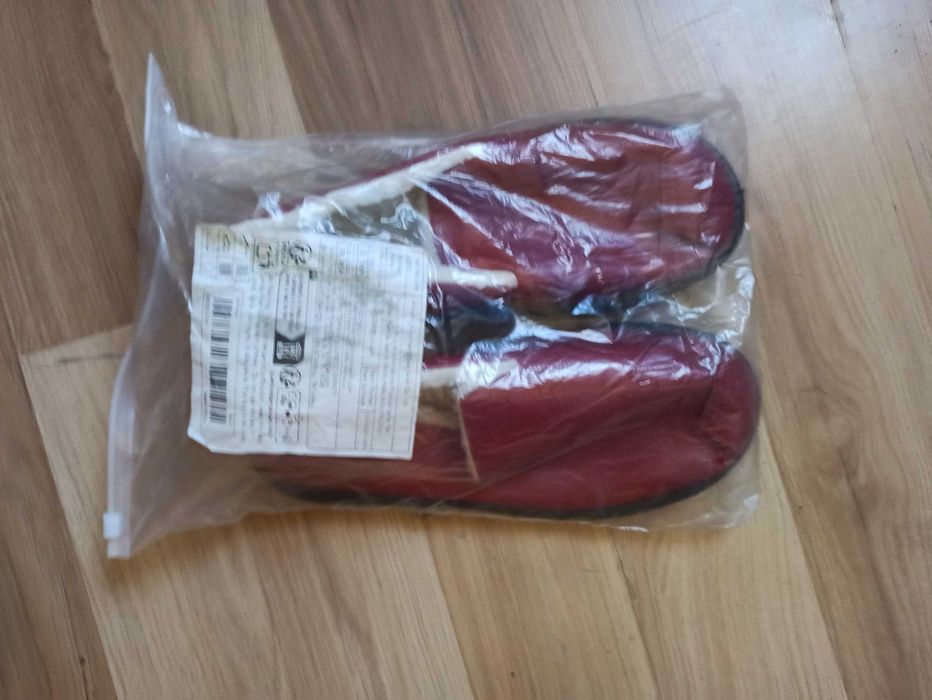 Sprzedam nowe ocieplane buty