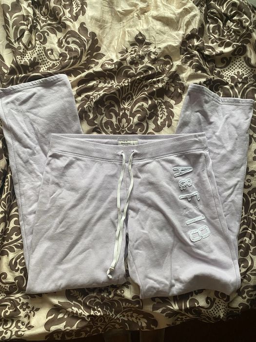 Бузкові штани Abercrombie & Fich