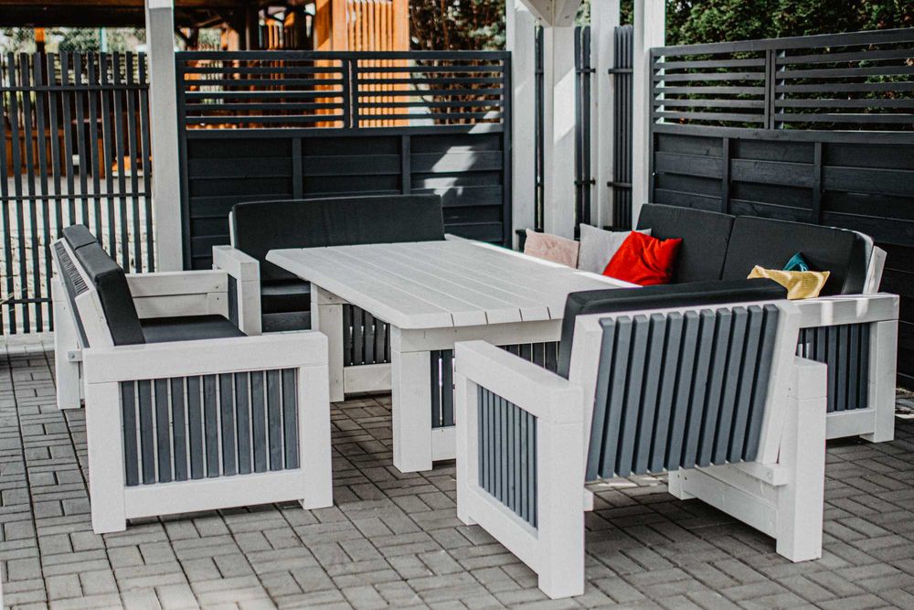 altana drewniana ogrodowa nowoczesna biała