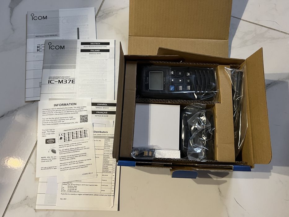Морская радиостанция VHF ICom IC-M37-E