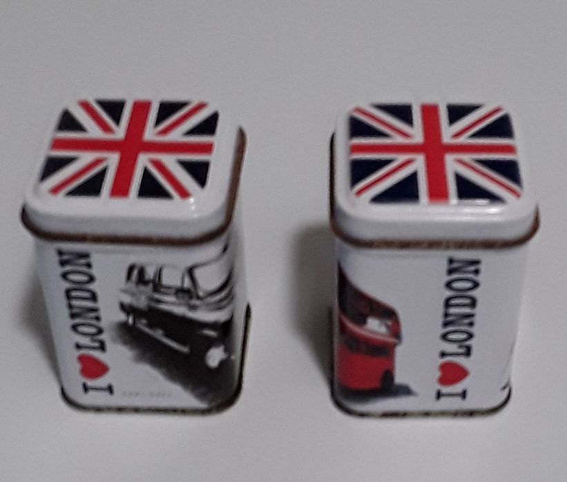 Latas de chá inglês (vazias) - I Love London, Ahmad tea