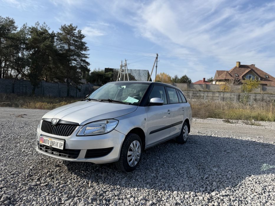 Skoda Fabia 2011 год 1.4 газ/бенз