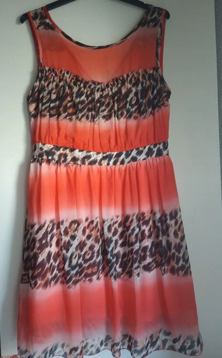 Vestido de verão tipo pantera