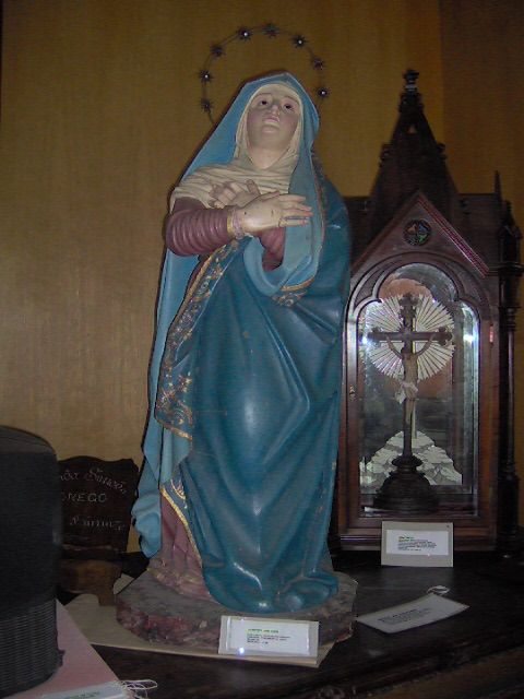 Crucifixo em prata "Javali" com estojo