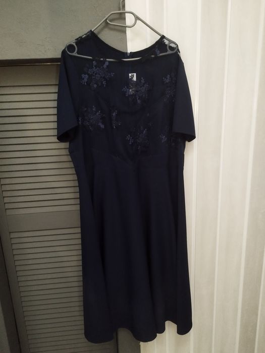 Sukienka wyjściowa rozmiar 52