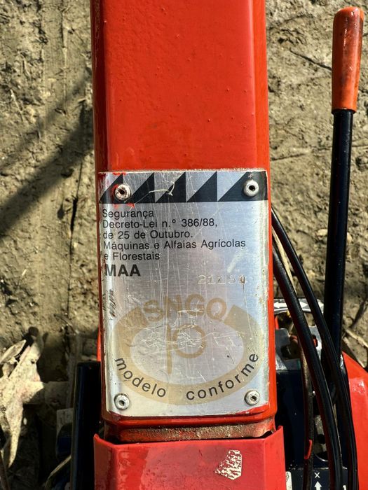 Trator motoenxada  motocultivador