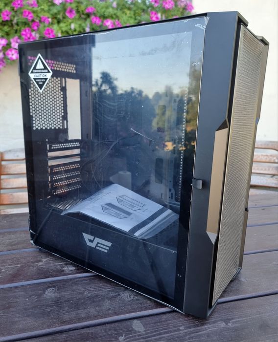 Obudowa komputerowa DarkFlash DK431 Mesh uszkodzona