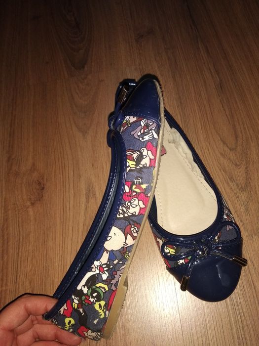 Sabrinas Looney Tunes 36