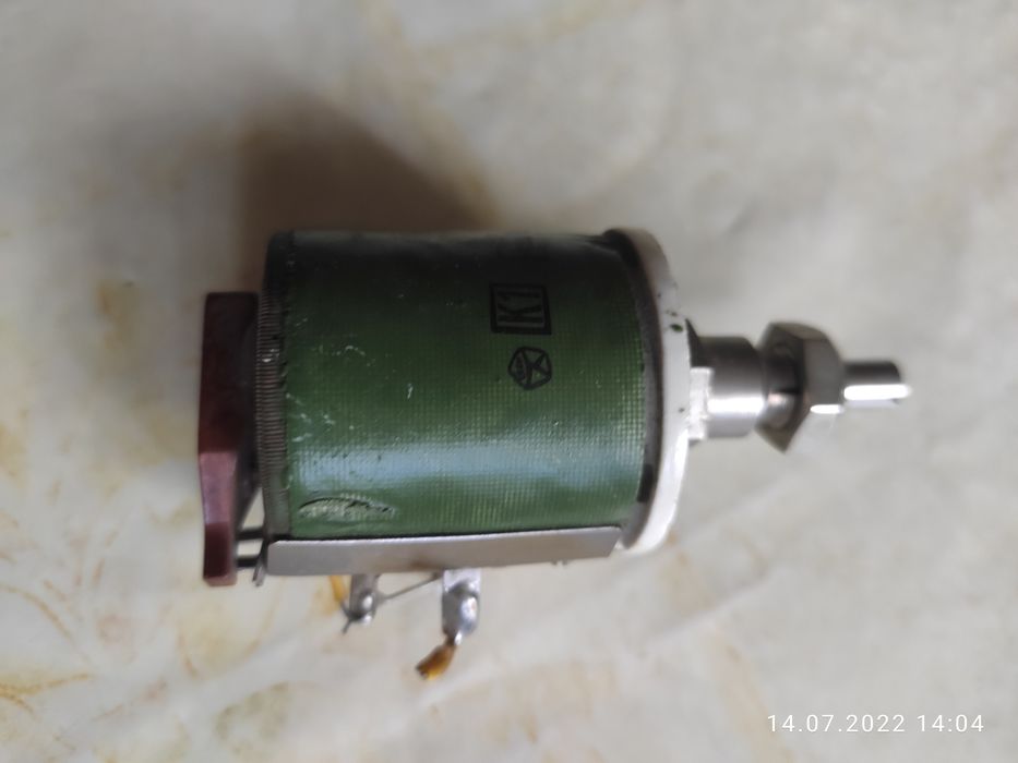 Головки измерительные и Резистор переменный 470 Ом