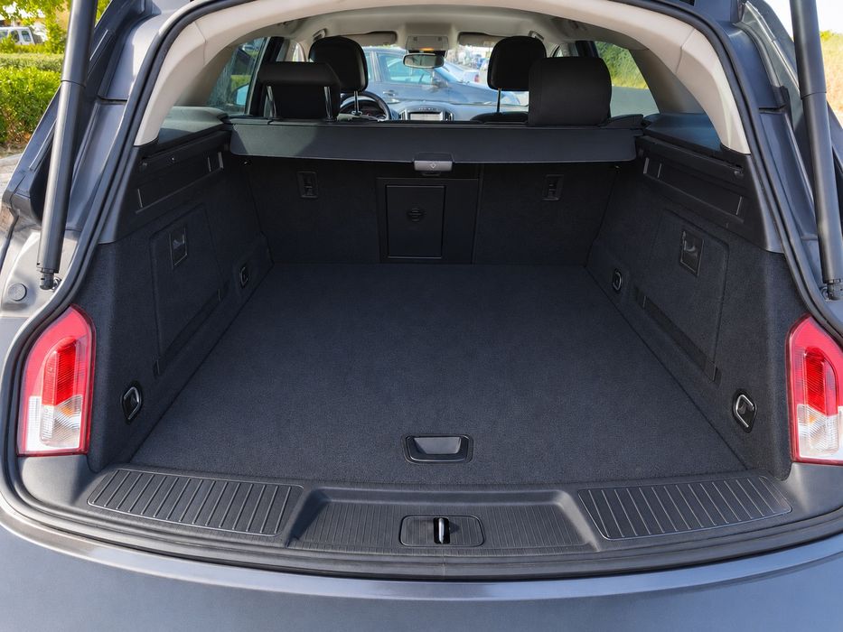 Opel Insignia Sports Tourer — fotografia 6