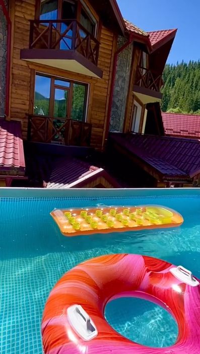 Відпочинок басейн  Карпати /Буковель