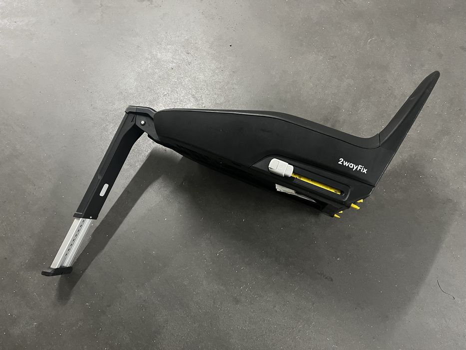 Cadeira e isofix Bebé Confort 2 Way Fix