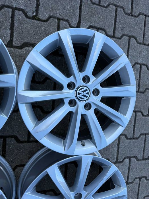 4X FELGI Oryginał VW Passat Skoda  6,5jx17 5x112 ET41