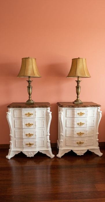 Conjunto de Comoda e Mesas de cabeceira D José