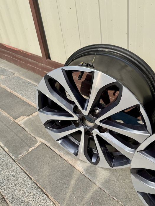 Диски з датчиками тиску renault zoe 50/52 r16 оригінал