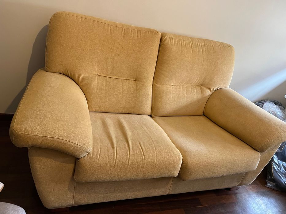 Sofá 2 lugares confortável