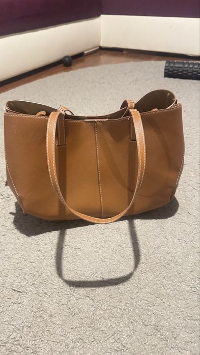 Сумки бренду Polene