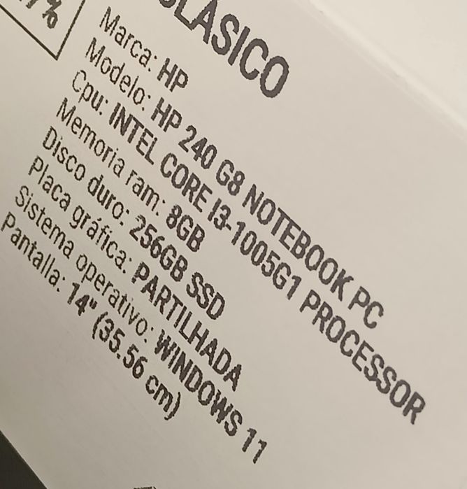 Laptop HP com carregador