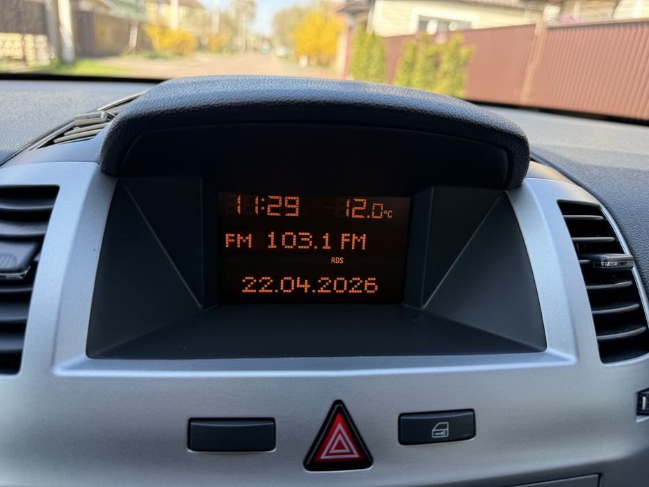Opel Zafira з Німеччини Розмитнена 7 місць