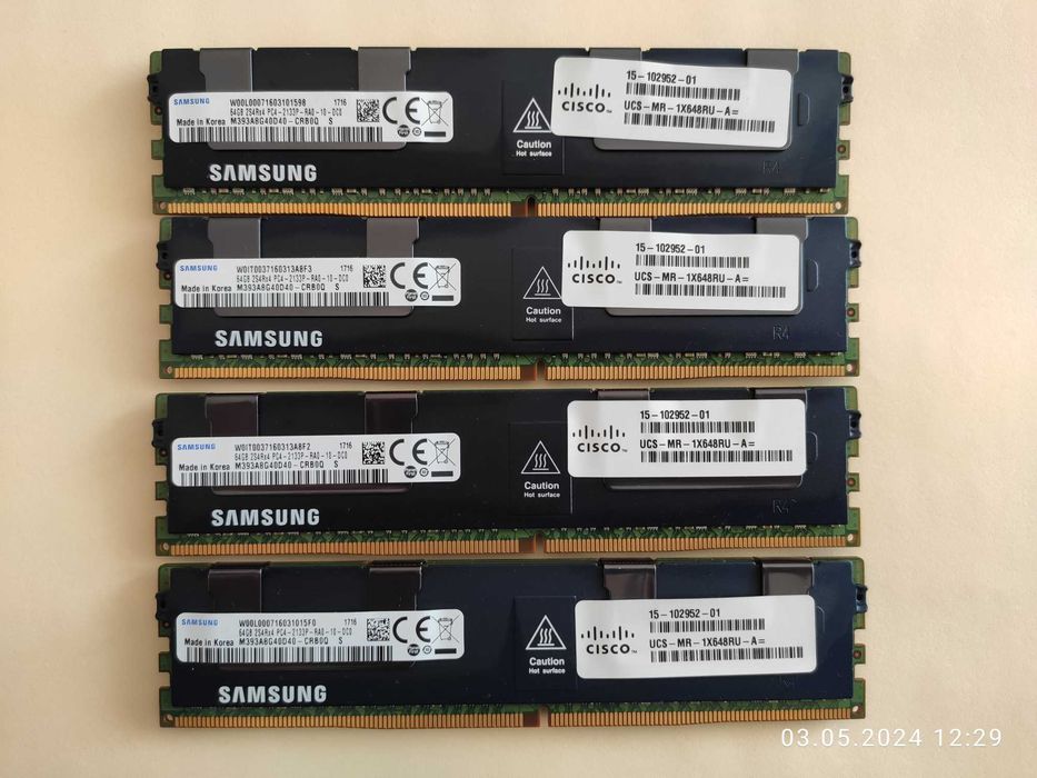 Пам'ять 4x Samsung 64Gb DDR4-2133 PC4-17000 M393A8G40D40‐CR) RDIMM ECC