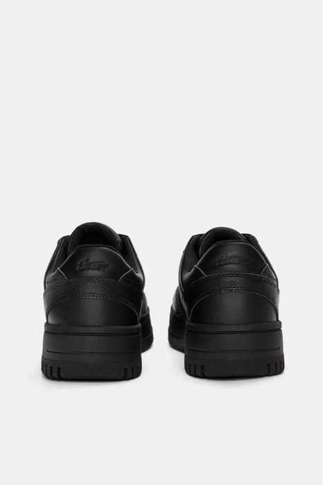 Об’ємні спортивні кросівки stwd pullandbear