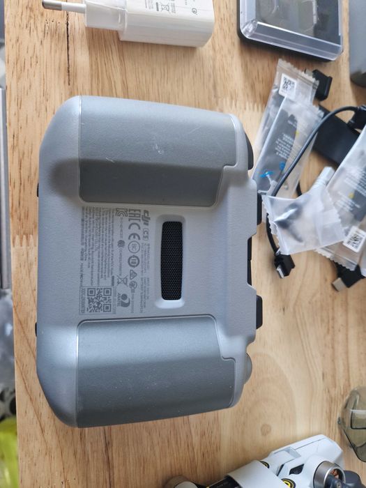 Dron DJI Mini 2 FMC Fly More Combo