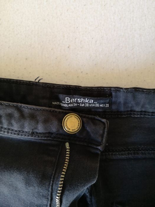 Calcas pretas Bershka
