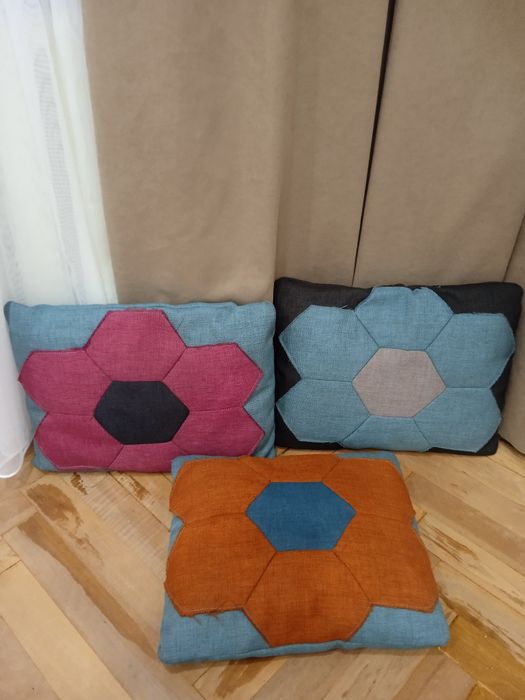 Декоративні подушки