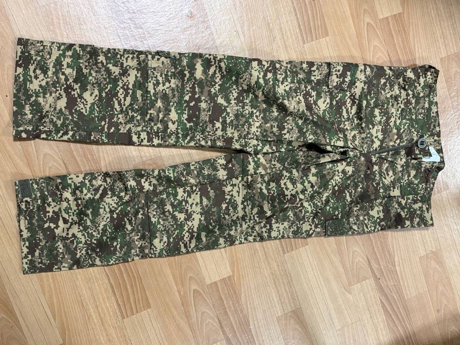 Штаны легкі НГУ, нові.