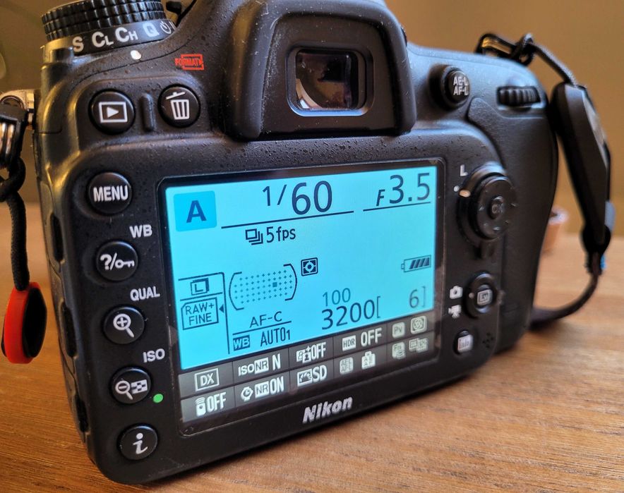 Nikon D7100 + Sigma 17-50 f2.8, plecak, 2x sd 32GB