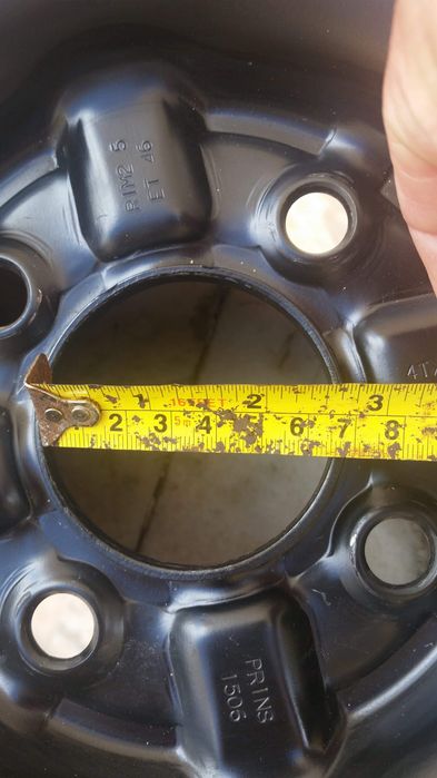 Roda suplente automóvel nova