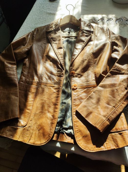 Skórzana damska kurtka