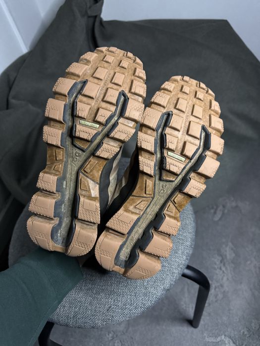 Кросівки ON RUNNING CLOUDVENTURE WATERPROOF 39 24.5 кроссовки он бігові