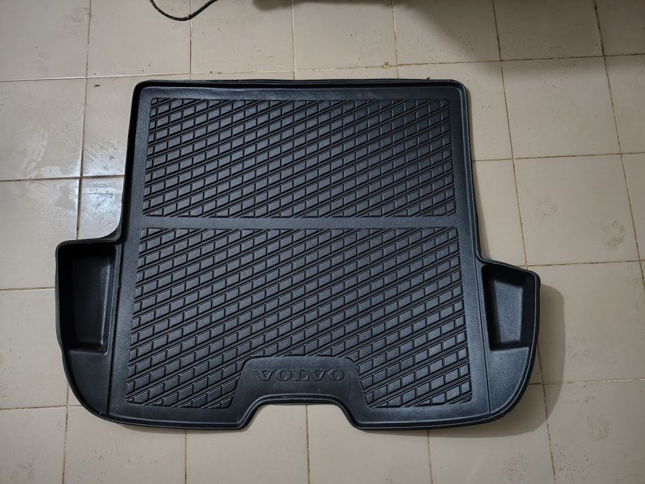 Коврик в багажник Volvo v 50