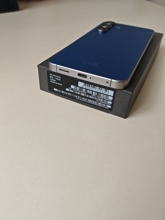Samsung S25 fe  8/128 gb Як Новий